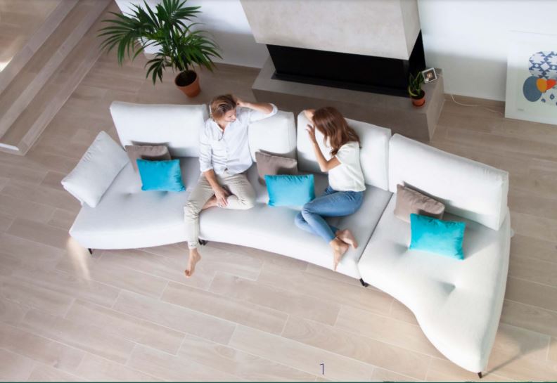 distribucion sofa pared